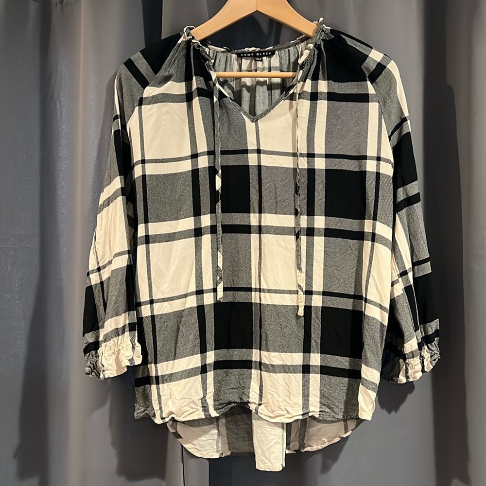 Comp Black plaid tunic